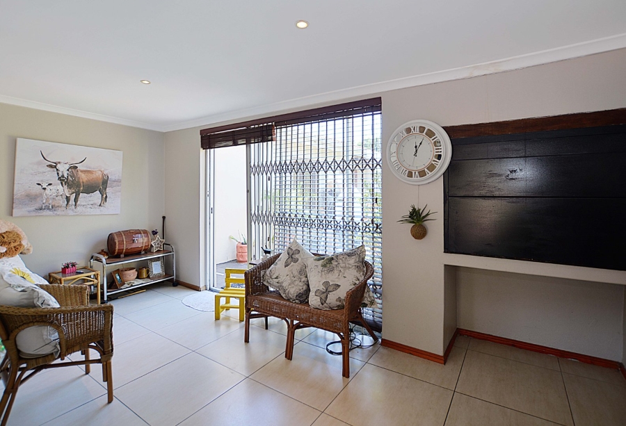 2 Bedroom Property for Sale in Parklands Western Cape